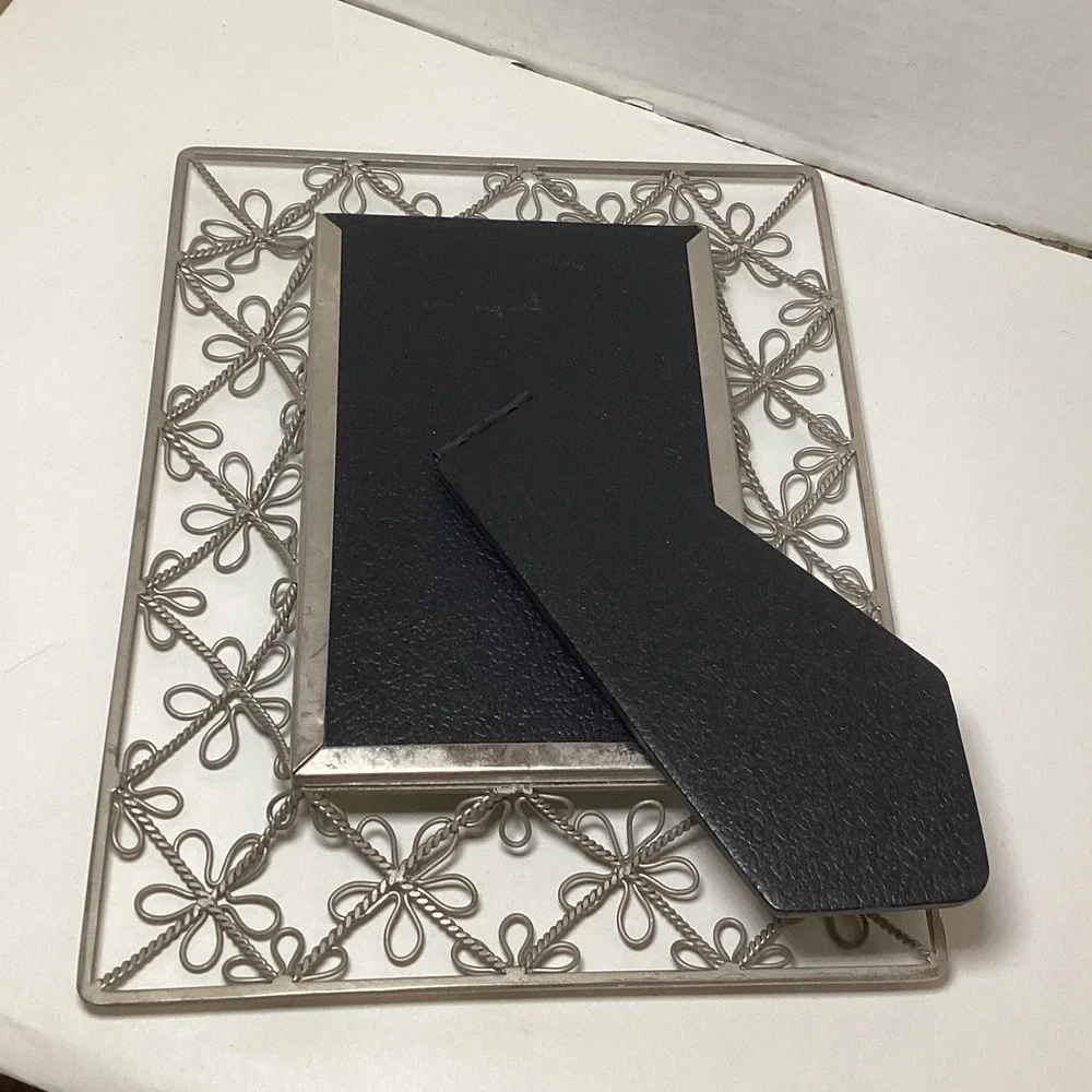 Silver Tone Filigree Floral Metal Picture Frame Vertical Tabletop Display